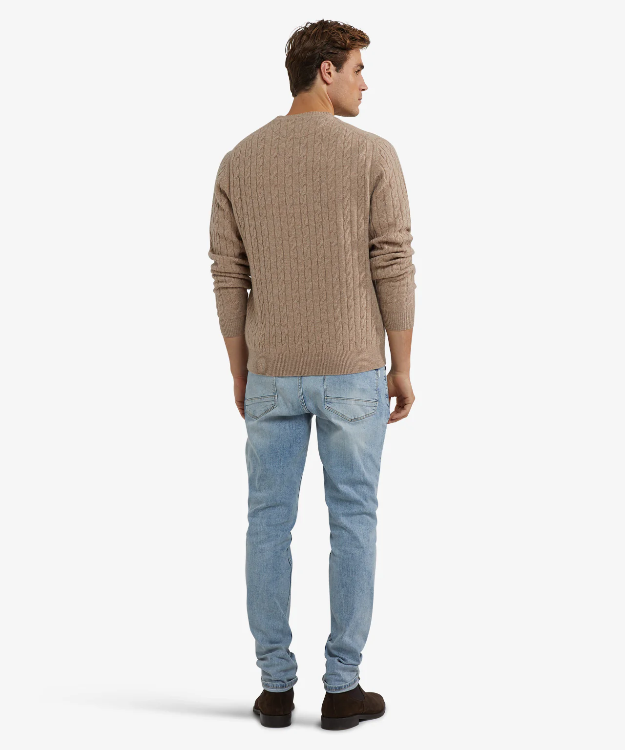 Lambswool Round Neck Cable Knit Sweater | Sand - Image 5