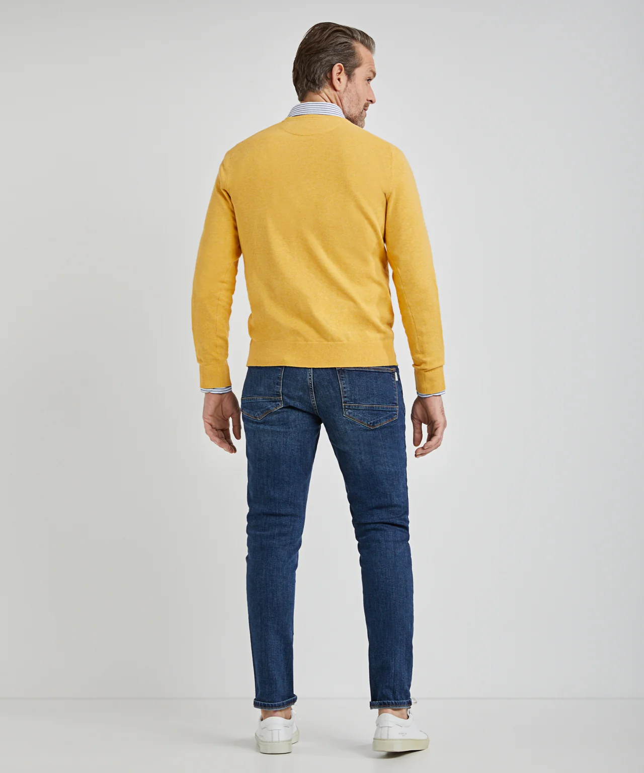 Sweater V-neck with Logo | Medium Yellow - Image 5