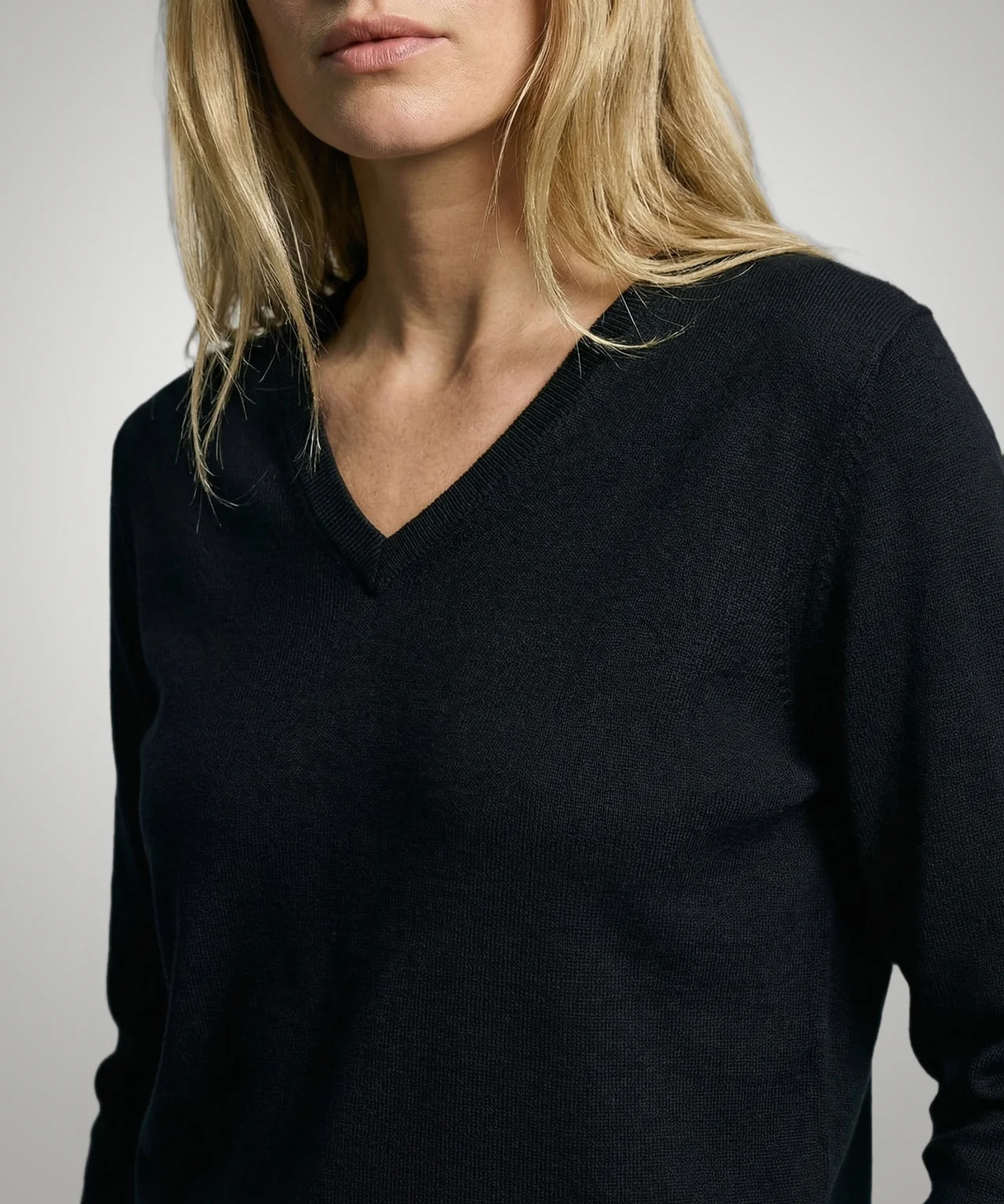 Sweater Cotton-Cashmere V-Neck | Navy - Image 5